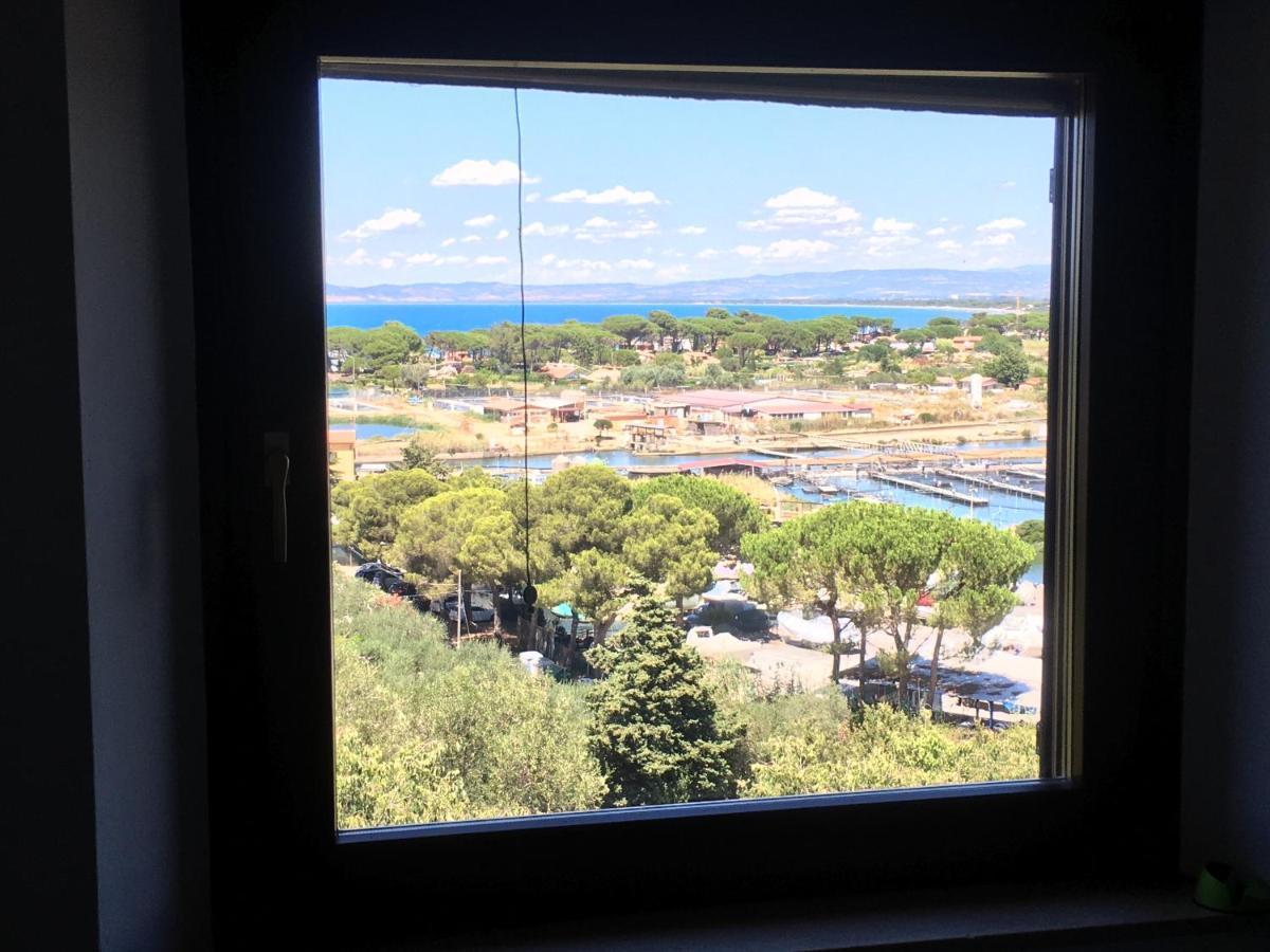 Un Quadro Sulla Laguna Monte Argentario Esterno foto
