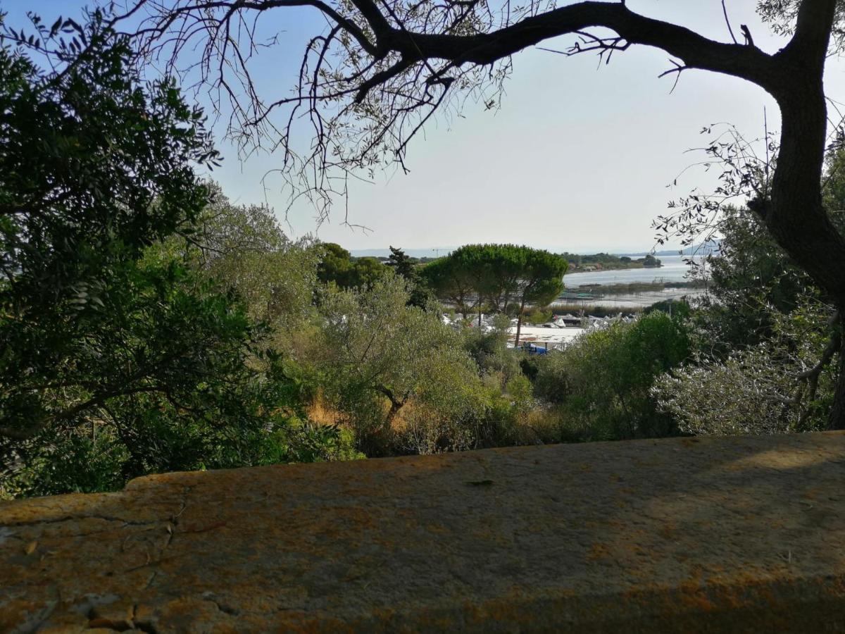 Un Quadro Sulla Laguna Monte Argentario Esterno foto